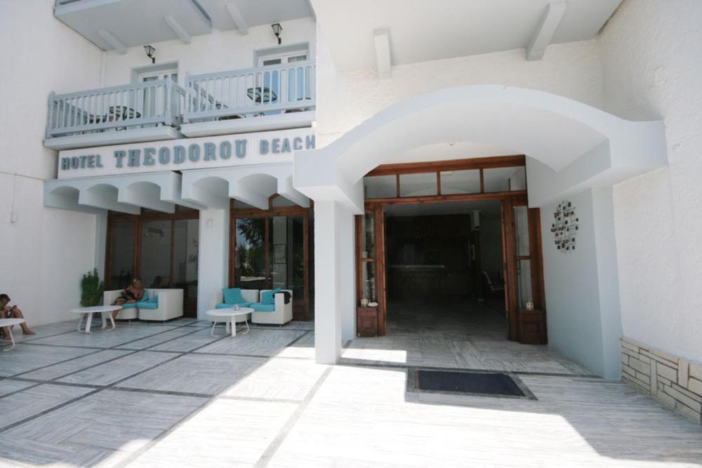 Theodorou Beach Hotel Apartments Psalidi  Exterior photo